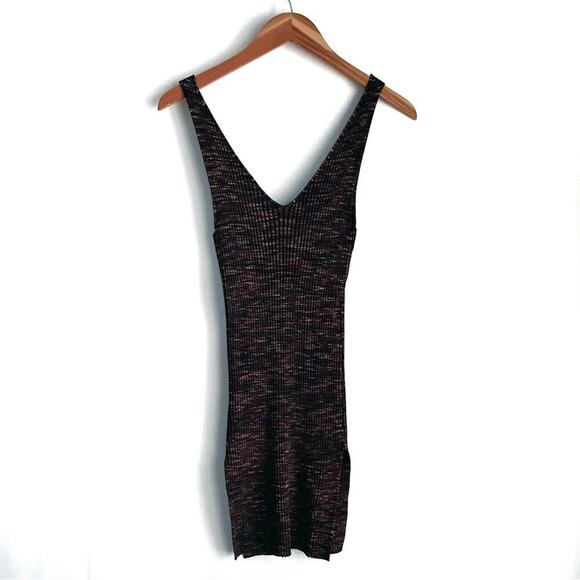 Aritzia Babaton ribbed bodycon dress tight fitting side slits on bottom size med - Picture 4 of 10
